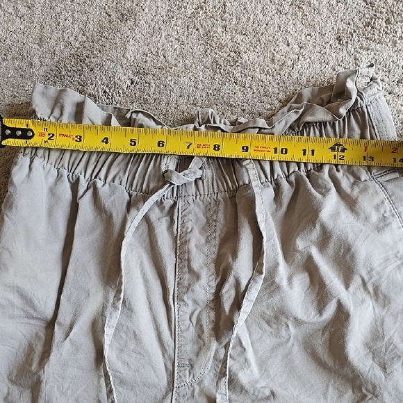 Abercrombie & Fitch High Waist Khaki Paperbag Shorts Size Small 100% Cotton - Picture 5 of 6